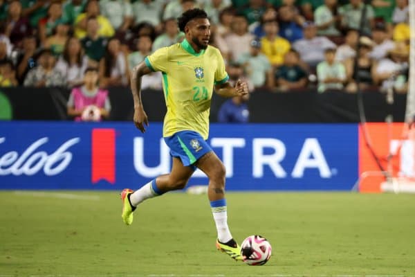 Бруно Фернандешни қўлга кирита олмаган "Ал-Ҳилол" бразилиялик ярим ҳимоячини сотиб олмоқчи