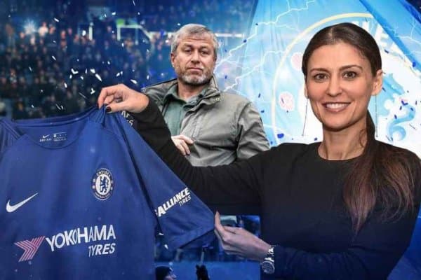 Марина хоним катта маошли етти футболчига иш топиб бериши керак