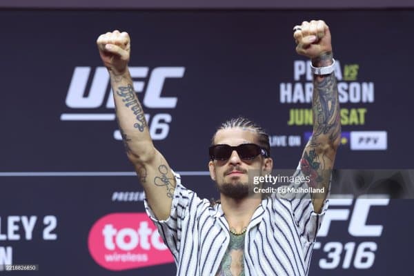 Шон О'Мэлли: "Мерабга қарши жангда отам октагон бурчагида бўлади"