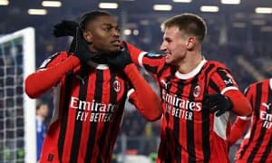 Суперклуб икки суперҳужумчига оғиз соляпти