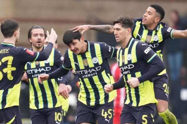 “Манчестер Сити” жаҳон чемпионатига олиб кетмайдиган футболчи номини эълон қилди