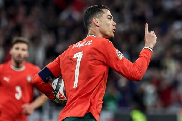 Роналду икки юлдузнинг бир ўйинда ўрнатган рекордини биттада йўққа чиқарди