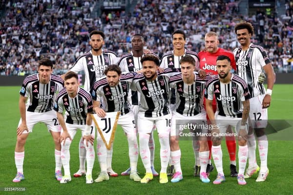 "Ювентус" ўз футболчисини "Арсенал"га қўйиб юбормаслик учун ойлик маошини оширмоқчи