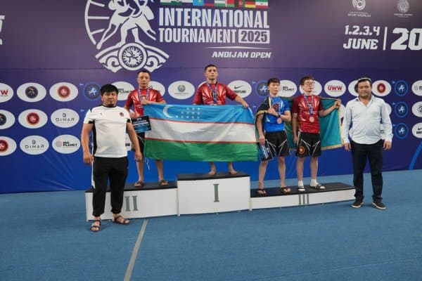 Панкратион, грэпплинг ва ҳаваскор ММА бўйича бўлиб ўтган "Andijan Open" халқаро турниридан ажойиб фотоларни томоша қилинг (2-қисм)