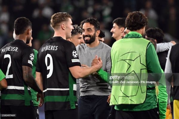 "Манчестер Юнайтед" тўпурар ҳужумчи билан музокаралар бошлади