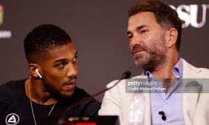 Эдди Хирн Энтони Жошуа фаолиятини қачон тугатишини айтди