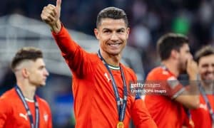 Мартинес: "Роналду – ҳар куни майдонда дарс берувчи футболчидир"