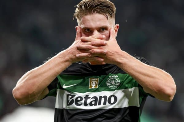 Манчестерга кетмоқчи бўлган тўпурар жамоаси билан уришиб қолди