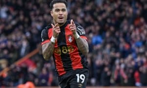 "Манчестер Юнайтед" ҳужумни кучайтириш учун яна бир футболчи топиб қўйди