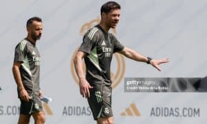 Алонсо: "Жамоам билан бирга, финалга чиқишни хоҳлаймиз"