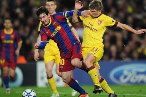 Испаниялик журналист: Аршавинда "Барселона"да тўп суриш имконияти бор эди