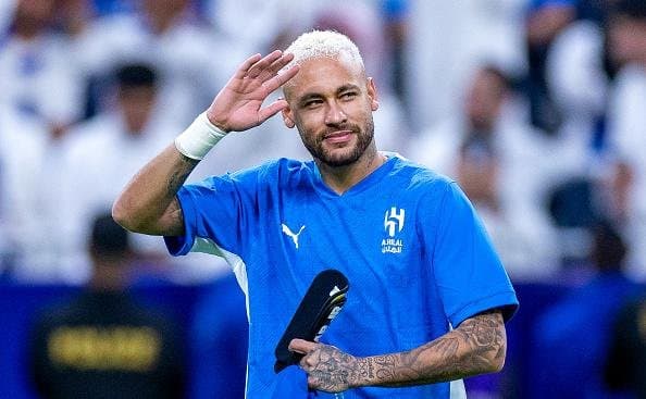 Неймарнинг отаси ўғли қайси жамоада ўйнашини айтди