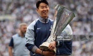 "Тоттенхэм" бир чеклов сабабли Сонни сота олмаяпти