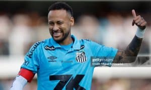 Неймар танқидларга жавоб қайтарди