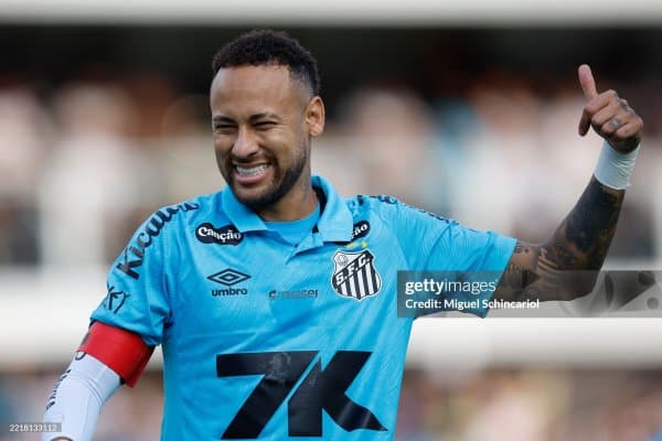 Неймар танқидларга жавоб қайтарди