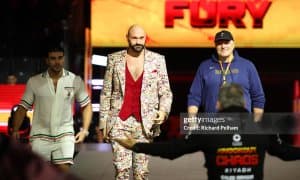 Тайсон Фьюри ва Энтони Жошуа ўзаро жанг қилиш бўйича дастлабки келишувга эришди