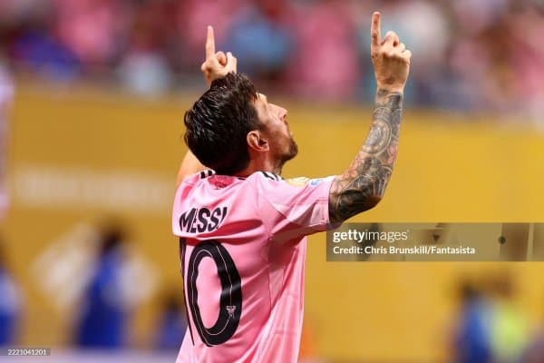 Месси Роналдунинг ўйинини қандай баҳолади?