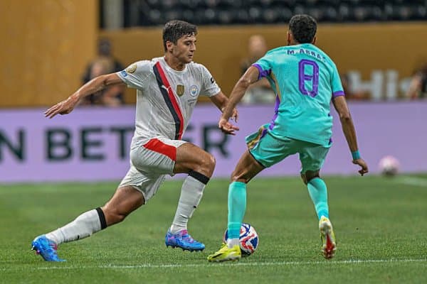 Ҳусанов бир соатда жаҳон футболи тарихига кирди