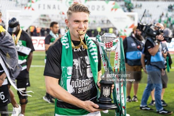 Дьёкереш икки гранд клубнинг таклифини рад этди