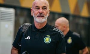 "Ан-Наср" бош мураббийи билан хайрлашди