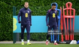 "Арсенал" англиялик тўпурарни нишонга олди!