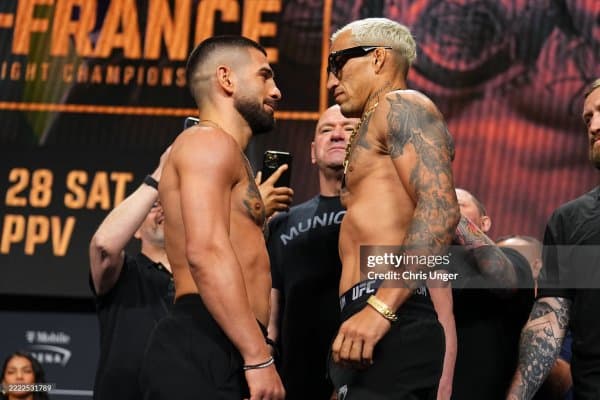 Машҳур сайтлар Илия Топурия ва Чарльз Оливейра жанг натижасини тахмин қилди