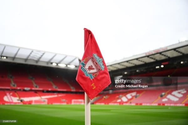 "Ливерпуль"нинг мураббийлар штабидаги ходим ўз лавозимини тарк этди