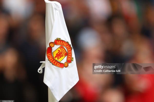 "Манчестер Юнайтед" А Серия тўпурарини нишонга олди!