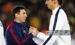 Ибрагимович: Месси футболчилар билан эмас, ҳайкаллар билан ўйнамоқда