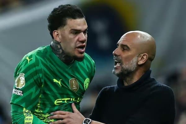 Гвардиола янги мавсумга супердарвозабон топиб қўйди