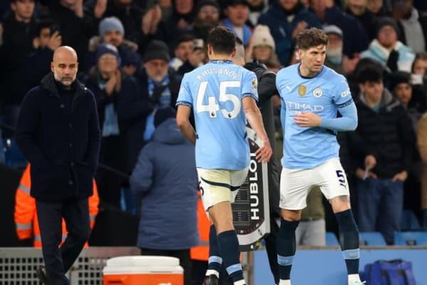 Гвардиола Ҳусановни ўйнатмагани қозоғистонликлар эътирозига сабаб бўлди