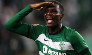 Англияга баҳайбат футболчини олиб келишади