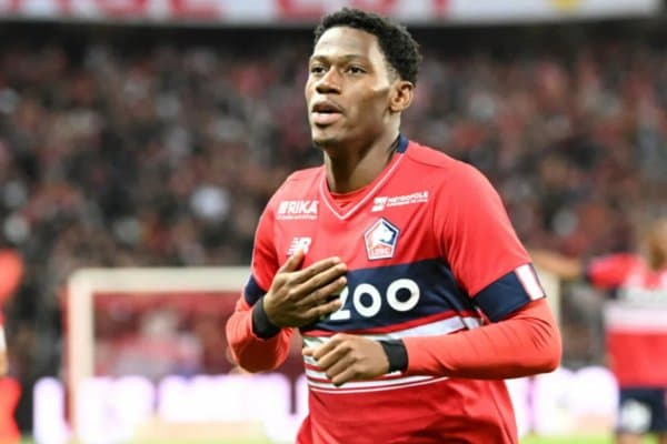 Суперклуб зўр ҳужумчини текинга қўлга киритди