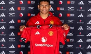 МЮ 18 ёшли футболчи трансферини эълон қилди