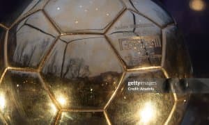 "Олтин тўп"ни ким олади?