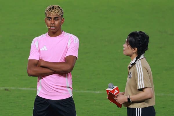 Ямал ўзи учун “Барселона” тарихидаги энг зўр жамоани тузди