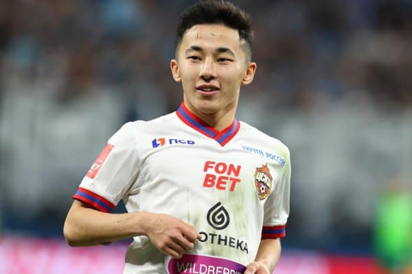 Файзуллаев бирорта ўзбек футболчиси эришмаган натижани қайд этди