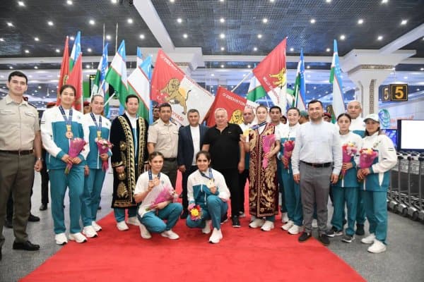 Бокс. Ўзбекистон биринчи ўринни ҳеч кимга бермаяпти!