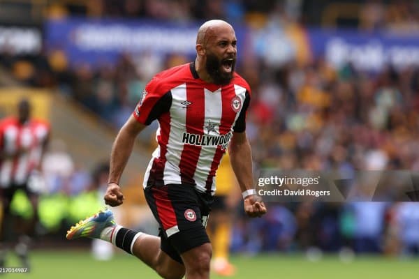  "Манчестер Юнайтед" вингер трансфери бўйича фаол музокараларни олиб бормоқда