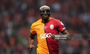 Осимхен АПЛ клубининг таклифини ўйлаб ўтирмай рад этди