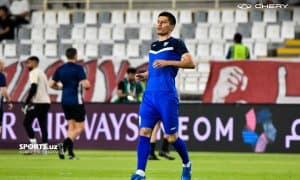 Терма жамоамиз ярим ҳимоячиси Эронга кўчиб ўтади