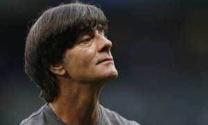 Форс нашри: Ўзбекистон жаҳон чемпиони билан музокаралар олиб бормоқда, биз эса ҳамма нарсада дунёдан орқадамиз