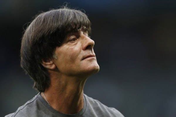 Форс нашри: Ўзбекистон жаҳон чемпиони билан музокаралар олиб бормоқда, биз эса ҳамма нарсада дунёдан орқадамиз