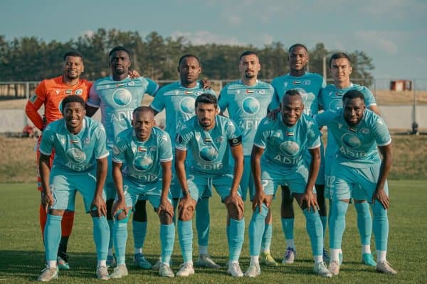 Акмал Мозговой дебют қилди