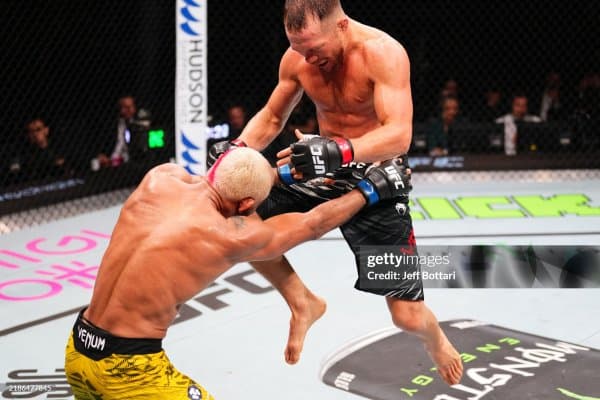 Ислом Махачев ва Илия Топурия жангида ким фаворит? UFC собиқ чемпиони жавоб берди