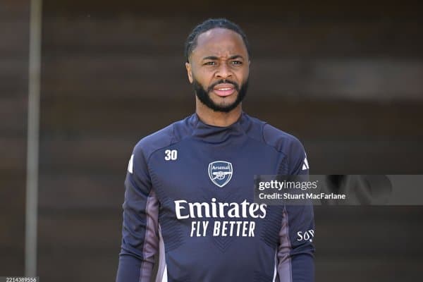 Конте Стерлингни "Наполи"да кўришни истаяпти