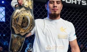 Хотамбек Бойназаровдан чемпионлик камарини тортиб олишолмади!