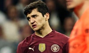 Эксперт: Бу футболчи Ҳусановнинг йўлини тўсяпти