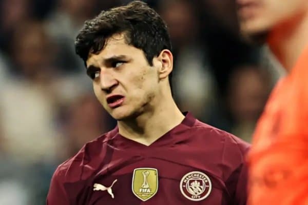 Эксперт: Бу футболчи Ҳусановнинг йўлини тўсяпти