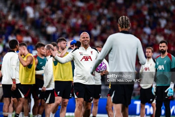 Экитике: "Слот нафақат зўр мураббий, балки яхши инсон ҳам"